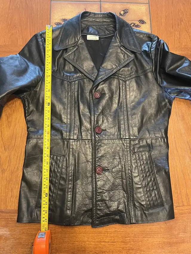 Vintage 1970s Men's Black Leather Jacket Medium Made in Canada in Men's in Calgary - Image 5