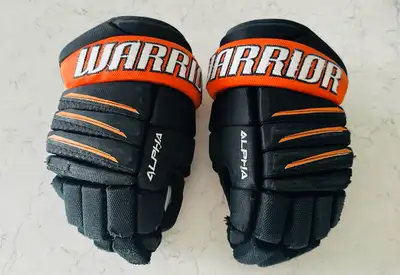 Warrior QX3 Alpha Junior Hockey Gloves (Size 11”), View more