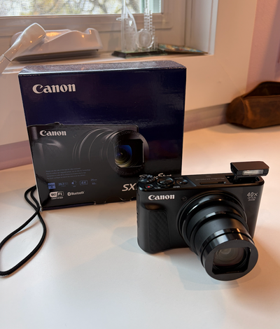 Canon PowerShot SX740 HS (Used once) + Memory card, View more