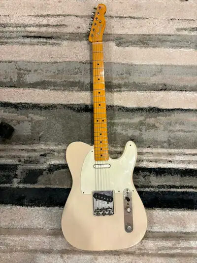 2015 Fender Classic Series '50s Telecaster, View more