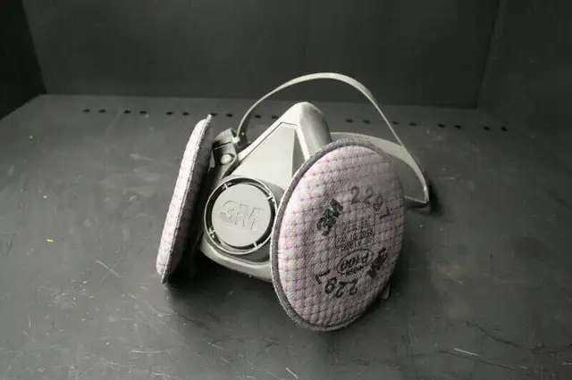 Demi-Masque de protection 3M Petit in Other in City of Montréal - Image 2