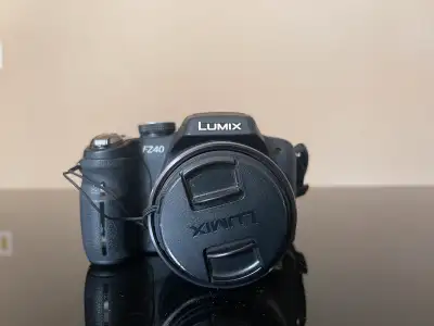 Panasonic Lumix FZ40 I got from my grandmother, is in great condition and comes with 2 SD cards, bat...