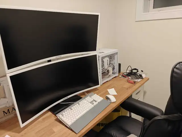 COMPUTER IS SOLD*** MONITORS STILL FOR SALE in Desktop Computers in Edmonton - Image 5