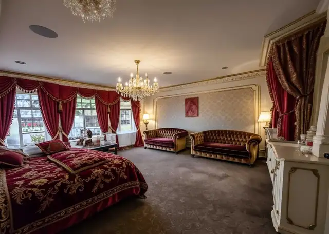 Live like a royalty 65482420499715123