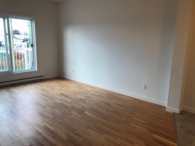 3 1/2 apt. in the Chomedey, Laval, area — photo 2