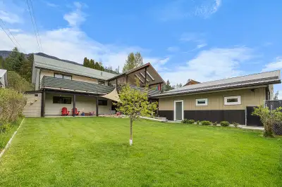 Location: Riondel, BC – East Shore of Kootenay Lake Price: $649,800 ** 4 Bedrooms | 2 Bathrooms | In...
