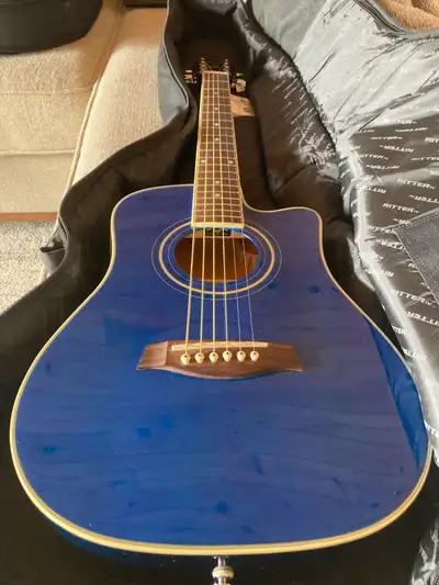 Ibanez Daytripper travel or student sized guitar, View more