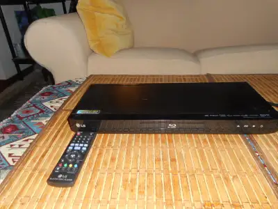 LG BP620 end DVD Blu-Ray Player, View more