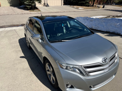 ***SOLD*** 2016 Venza Limited AWD