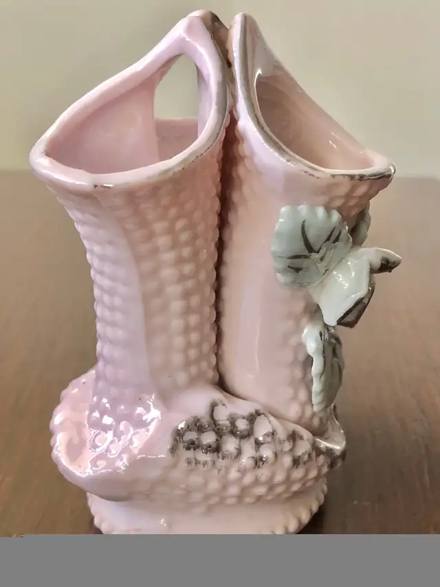 Tiny Pink Ceramic Vase Posey Decor Decoration Japan in Arts & Collectibles in Calgary - Image 7
