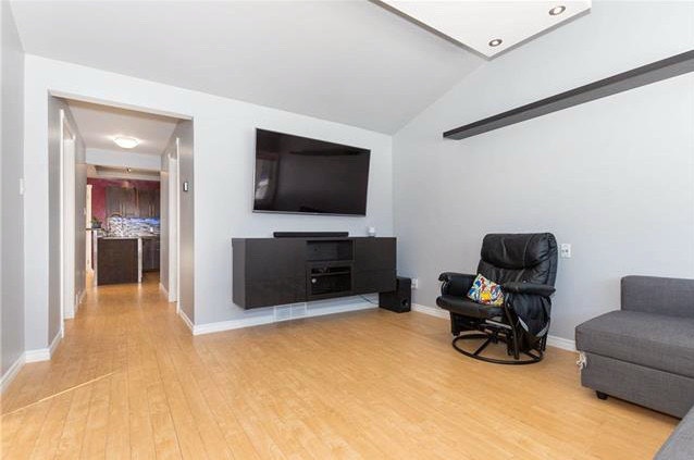 Charleswood House for Rent 5
