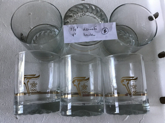 Vintage 1988 Winter Olympics Whiskey Glass - Mint Condition dans Art et objets de collection  à Longueuil/Rive Sud - Image 4
