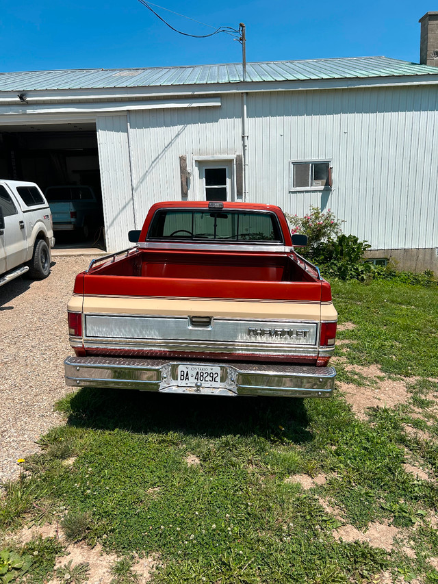 1986 Chevy Silverado in Classic Cars in City of Toronto - Image 2