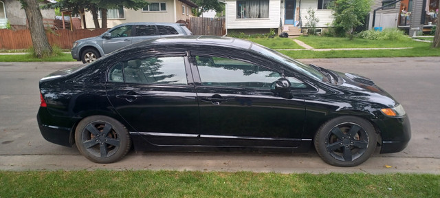 Low km Honda Civic in Cars & Trucks in Edmonton