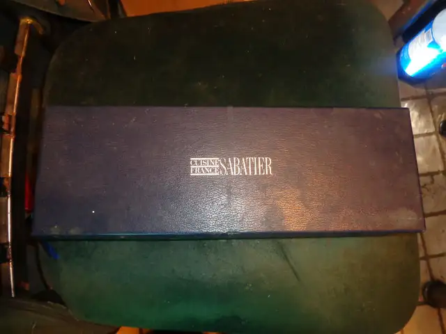 Carving sets and knives in Kitchen & Dining Wares in Oshawa / Durham Region - Image 3