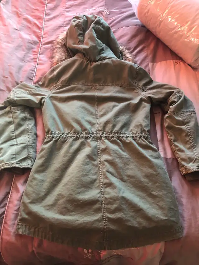Garage Winter Parka ladies size small in Kids & Youth in Edmonton - Image 3