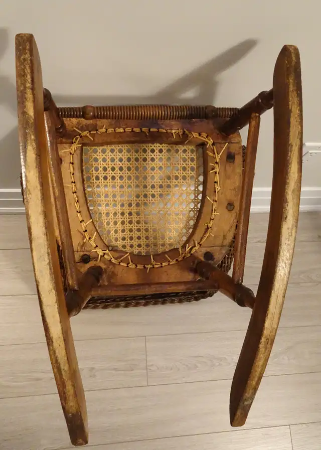 Vintage CHILD Size Rockers – 4 to choose from in Arts & Collectibles in Oshawa / Durham Region - Image 8