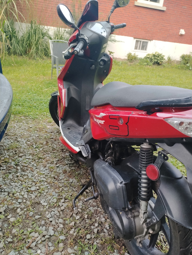 Kymco super 2013 50cc dans Scooters et minimotos  à Sherbrooke - Image 3