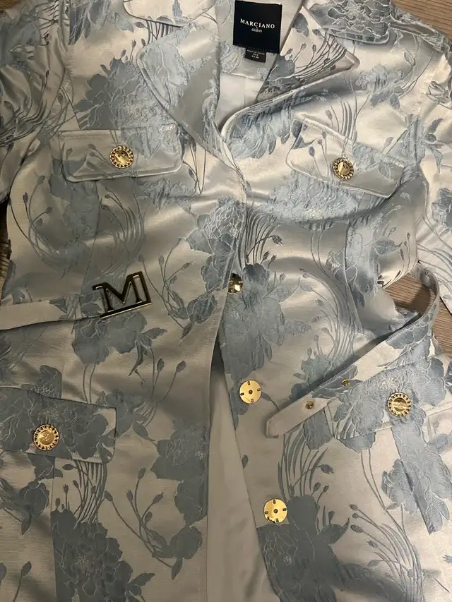 pretty and fancy jacket! brand new62864744970371122