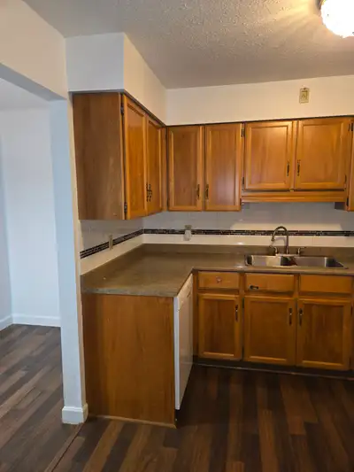ALL INCLUSIVE 2 BEDROOM APARTMENT FOR RENT NEW PAINT NEW CARPETS YOU MUST BE 55 YEARS OLD OR OLDER N...