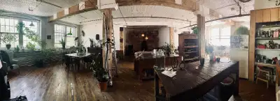 FRANÇAIS PLUS BAS 1500 sq2 Industrial loft space Located on the 2nd floor of an old shoe factory In...