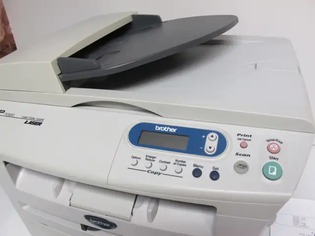 Exc.cond Full toner Brother DCP-7020 Laser multifunction printer in Printers, Scanners & Fax in City of Toronto - Image 3