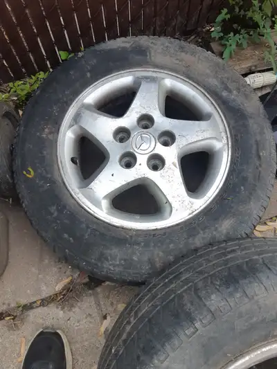 5 x 114.3 Mazda 3 Text ou appel 514-817-1201 30 chaque