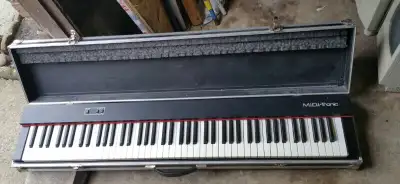 WERSI M.I.D.I.-TRONIC 88 GERMAN MIDI KEYBOARD WITH CASE, View more