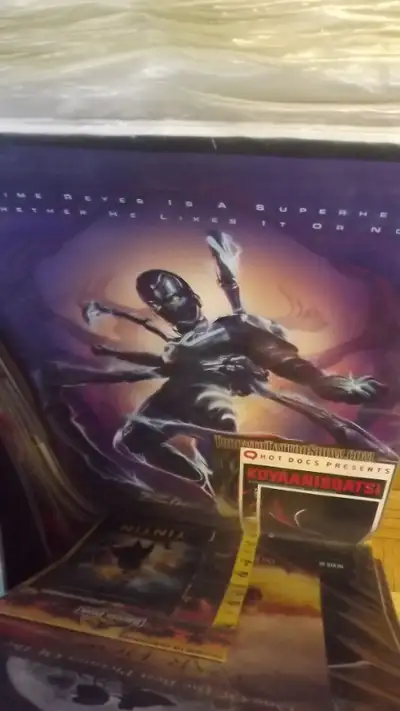 I HAVE BEEN SELLING COOL NEAT MERCH ON KIJ SINCE DEC. 2011 ! I SELL UNIQUE VINTAGE ITEMS/COLLECTIBLE...