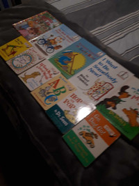 Dr Sesus Collection of Books in like new condition. 