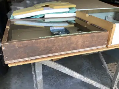 COVERED GLASS SECURITY CONTAINER FOR GARAGE SALES. 018, View more