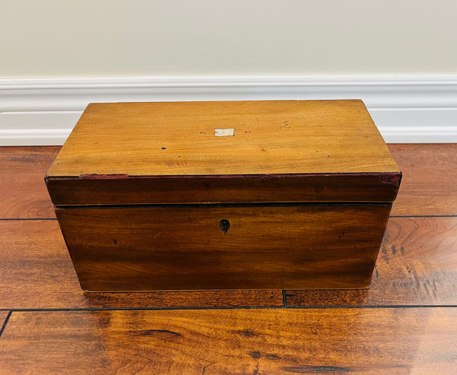 Antique Wooden Tea Caddy  in Arts & Collectibles in Oshawa / Durham Region - Image 2