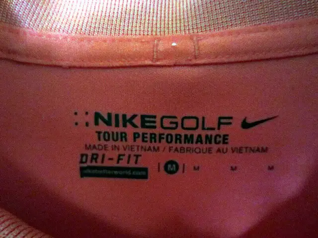 Nike Golf  Shirt Size Medium (JJD-00163234911366403122