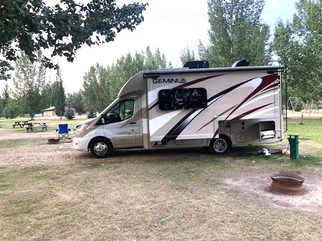 LIKE NEW - 2021 MOTOR HOME FOR SALE in RVs & Motorhomes in Kamloops - Image 8