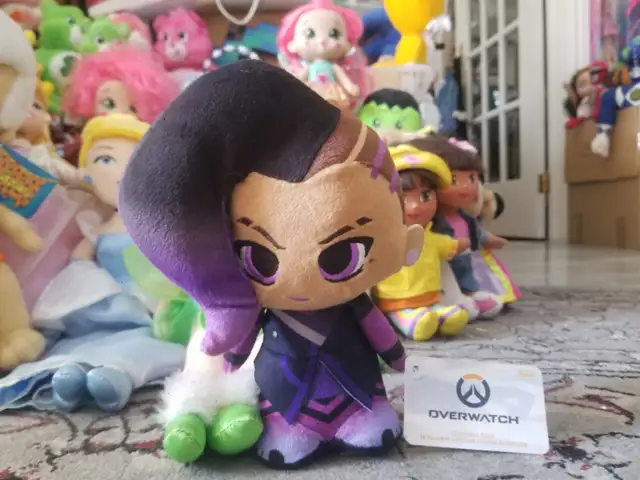 Funko Overwatch Sombra Collectible Plush with original tag in Toys & Games in Markham / York Region - Image 7