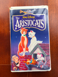 Walt Disney “The Aristocats”   VHS