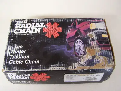 SET OF TWO TIRE CHAINS,