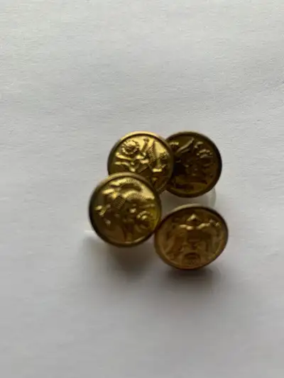 WW2 US Army Small Brass Coat/Shirt Buttons - 5/8” diameter - 8 for $5. Have 32.
