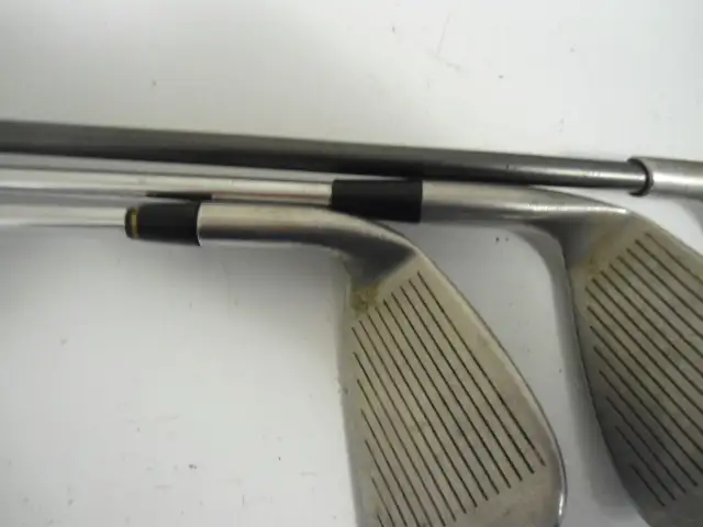 THREE MEN'S RIGHT HANDED GOLF CLUBS   3 in Golf in Sudbury - Image 7
