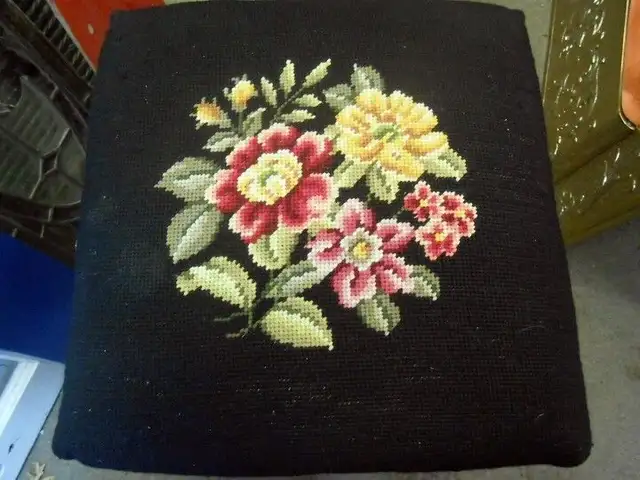 Banc de Piano Victorien Pivotant Antique in Pianos & Keyboards in Sherbrooke - Image 7