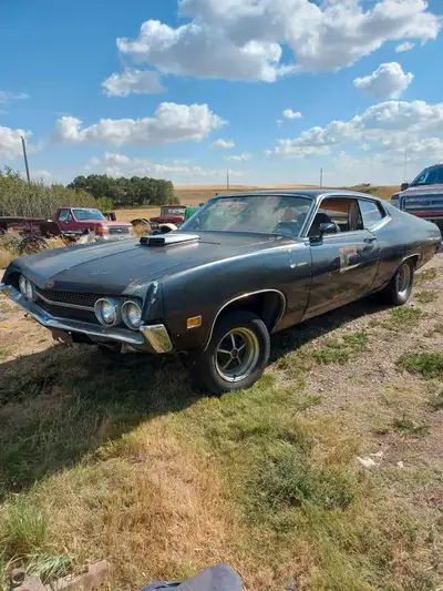 Rebuilt 429 motor with shaker, and rebuilt auto transmission, fast back, and high nickel rear end. M...