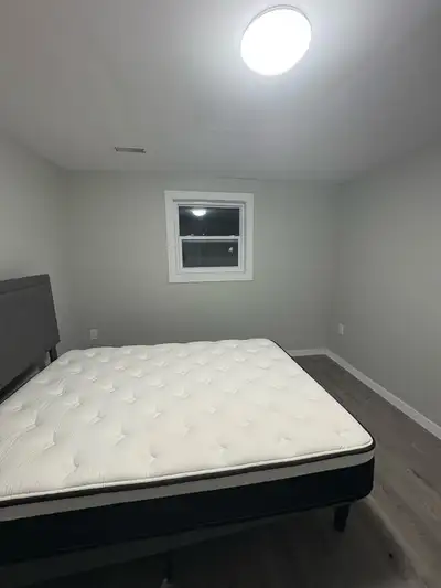 All inclusive private room 3 mins from UW