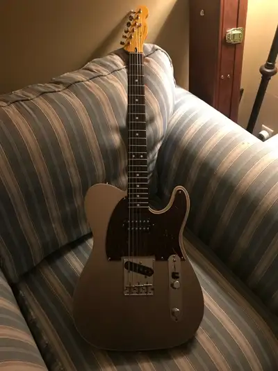 Squier Classic Vibe Telecaster Custom Gold Bronze Gold FSR, View more