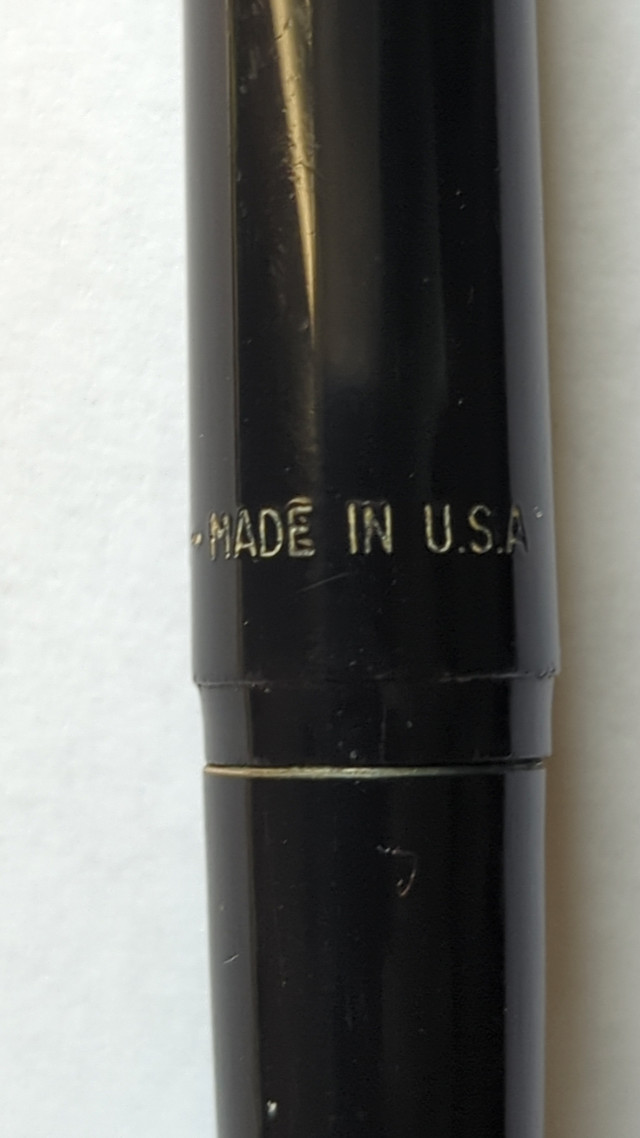 Sheaffer White Dot Desk pen (ballpoint) in Hobbies & Crafts in City of Toronto - Image 3