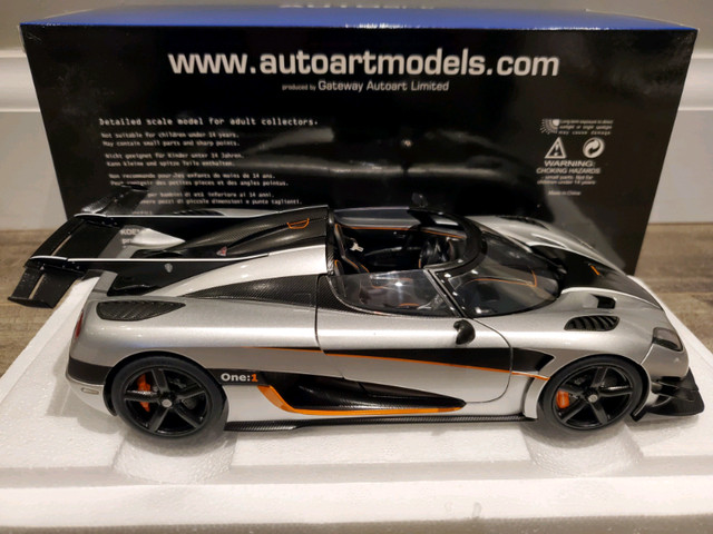 1:18 Diecast Composite Autoart Koenigsegg One:1 Moon Grey in Arts & Collectibles in Kawartha Lakes - Image 2
