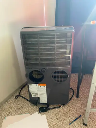 Model Number 115VAC 60Hz, more information in the pictures. Also remote and air intake hose availabl...