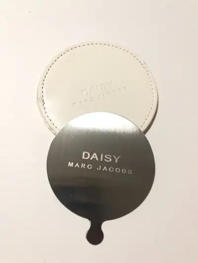Daisy Marc Jacobs Compact Mirror White Case Women's Makeup, View more