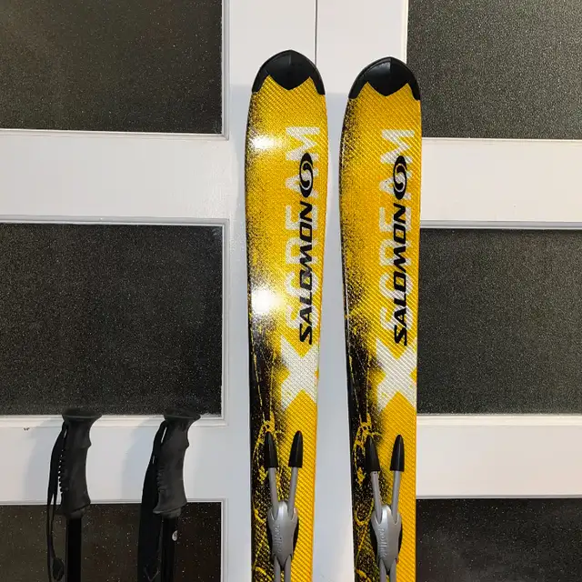 179 Salomon ski with boots ,poles in Ski in Markham / York Region - Image 6