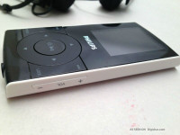 Philips Gogear Black And White Sa5125/37 (2 GB) Digital Media Pl