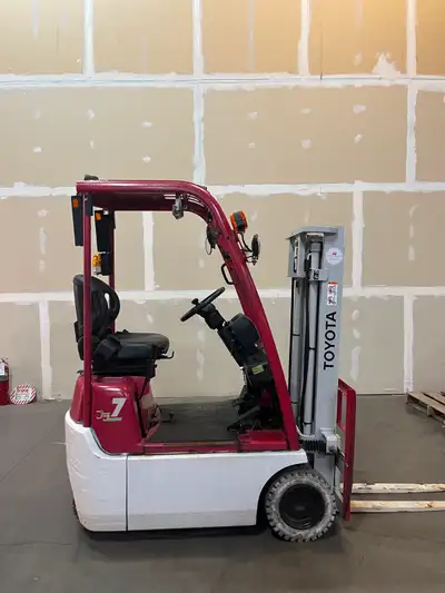 Special$$$ Toyota Mini Forklift 1540lbs reach 8.2 feet high, View more